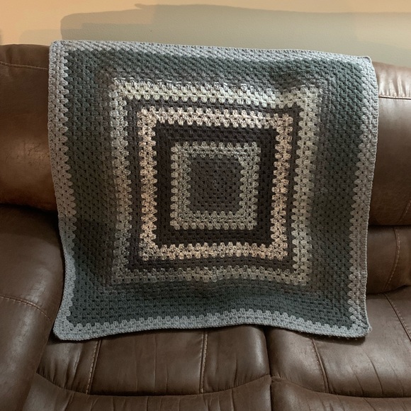 Stroller, Car, Lap, Bassinet, Crib Blanket Handmade Crocheted NEW - Picture 7 of 16